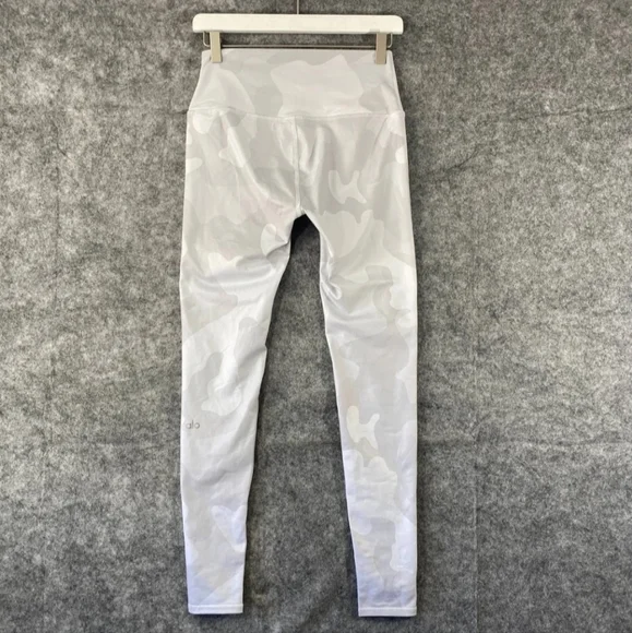 White Camo Alo Yoga Leggings - Picture 4 of 6